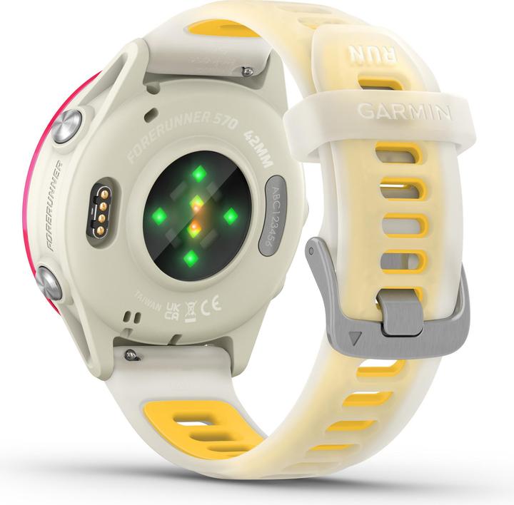 Actual product image Garmin Forerunner 570 (42.40 mm, WLAN only)
