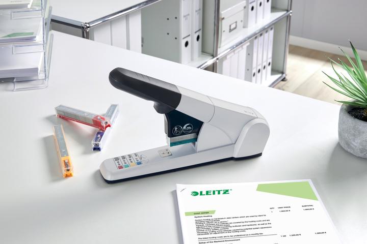 Image du produit Leitz Machine à agrafer les blocs 5551 (80 feuilles)
