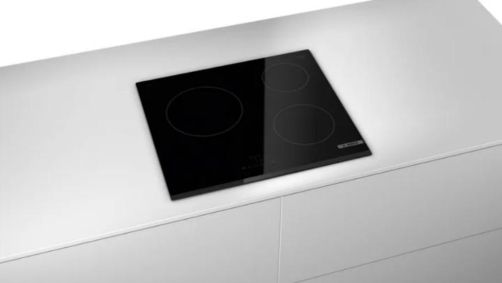 Image du produit Bosch Hausgeräte PKM63RBB8E (59.20 cm, Table de cuisson en vitrocéramique)