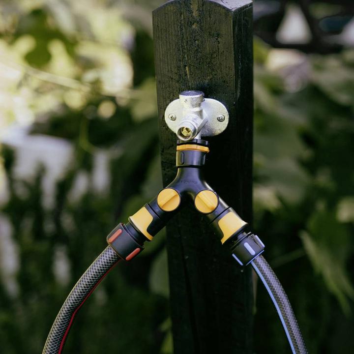 Actual product image Fiskars Multi (2 way distributor, 101.60 mm)
