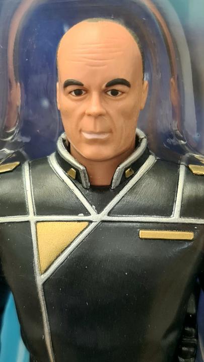 Produktbild Warner Bros Babylon 5 Actionfigur Michael Garibaldi