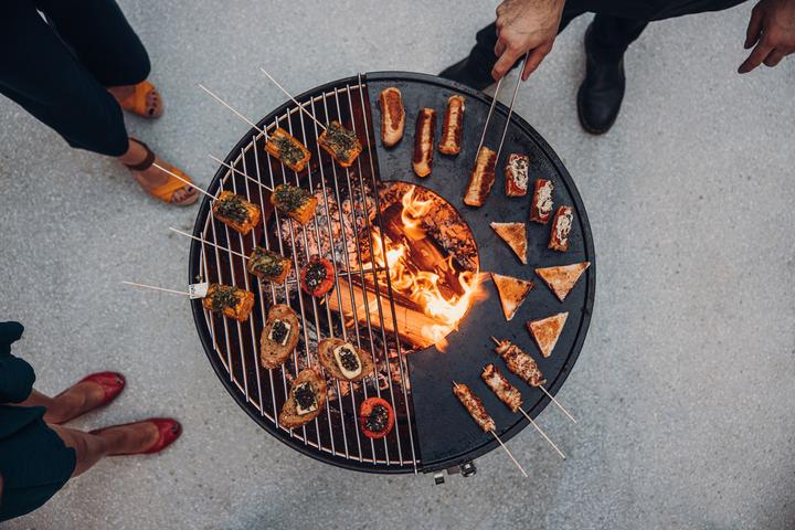 Actual product image Höfats BOWL 70 fire bowl with tripod (70 cm)