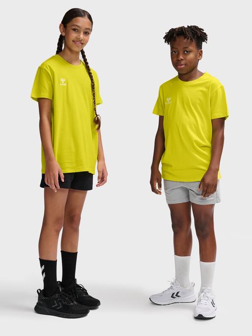Produktbild hummel HMLGO 2.0 T-SHIRT S/S KIDS (116)