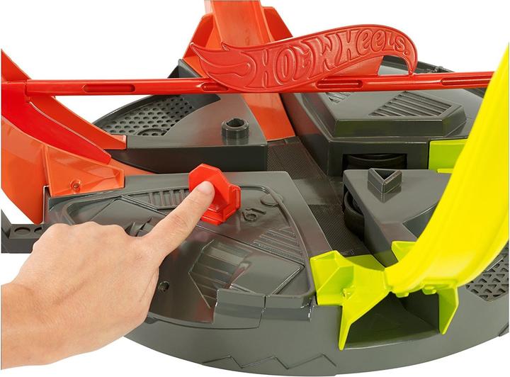 Produktbild Hot Wheels Mega-Looping Crashbahn