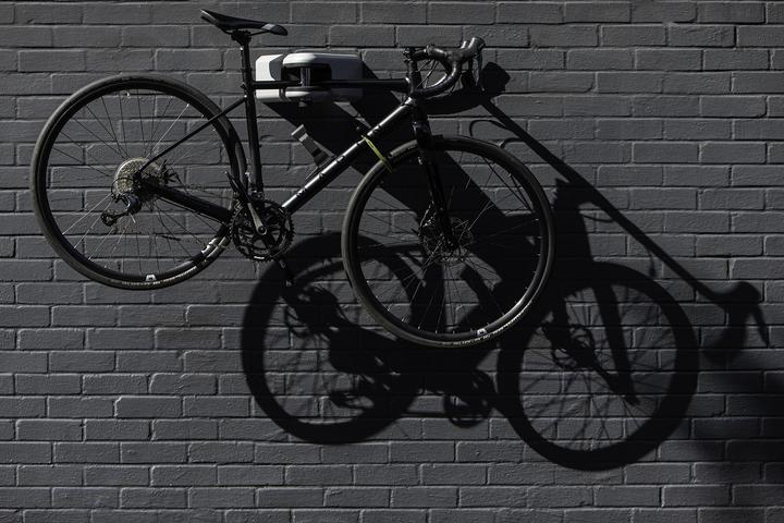 Actual product image HipLok Airlok