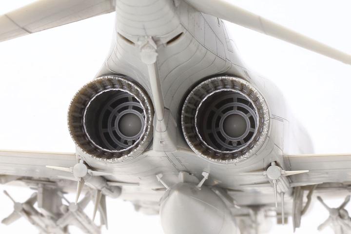 Produktbild Tamiya Bausatz McDonnell Douglas F-4B Phantom II 1:48