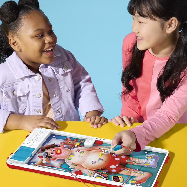 Actual product image Hasbro Gaming Doktor Bibber elektronisches Brettspiel in einer Tragebox