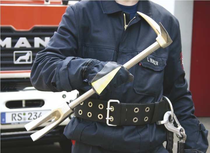 Actual product image Paratech Hooligan tool