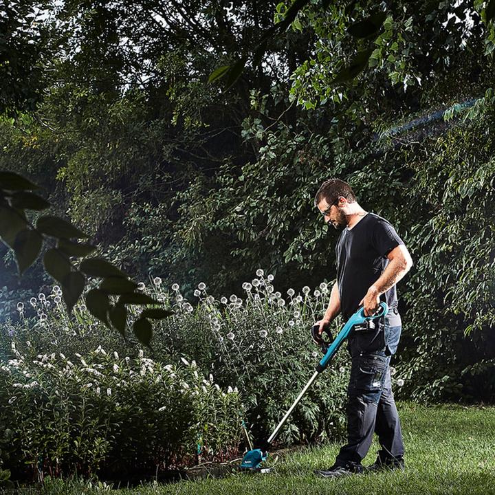 Actual product image Makita Dur181z (Trim line)