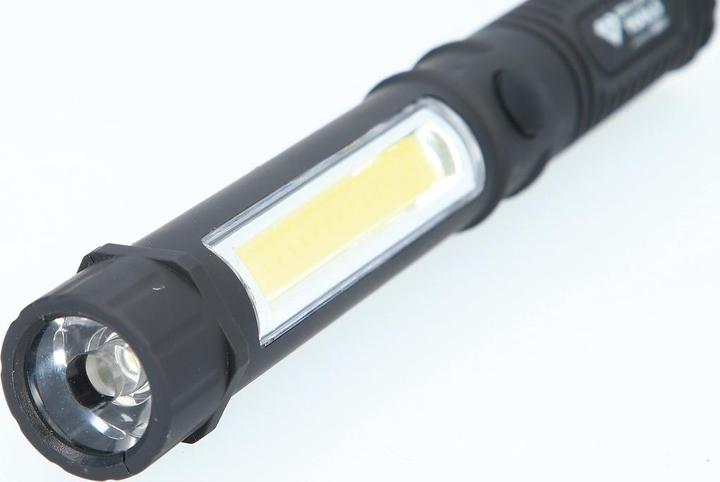 Actual product image Brilliant Tools BT130910D (140 lm)
