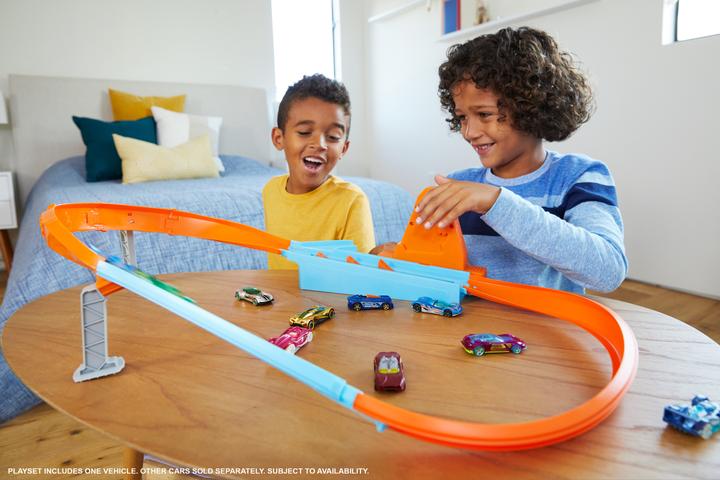 Produktbild Hot Wheels Speed Boost Champion Trackset