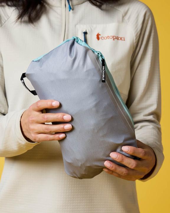 Actual product image Cotopaxi Impermeo Hooded ShellJacket (S)