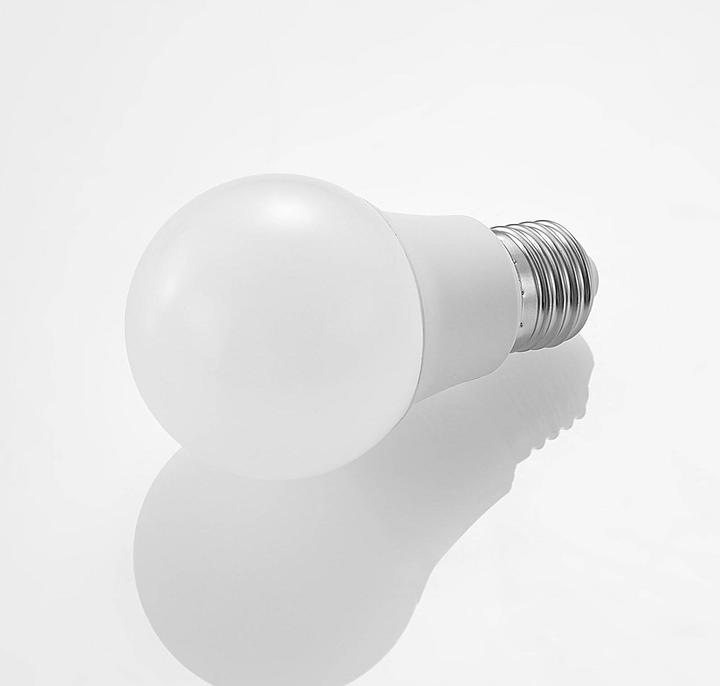 Produktbild Arcchio LED-Lampe E27 A60 8W 3.000K opal (E27, 8 W, 806 lm, 1 x, F)