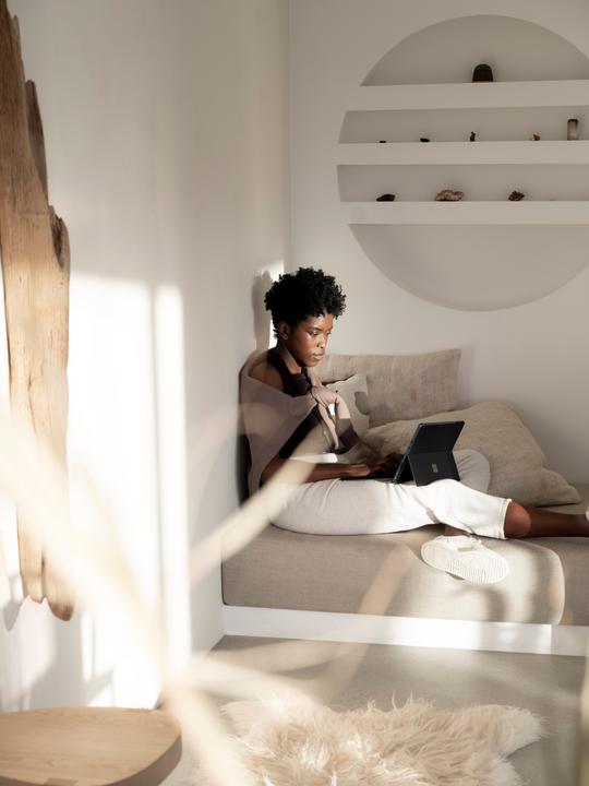 Actual product image Microsoft Surface Pro 8 (13", 256 GB, 16 GB, Without keyboard layout, Core i7-1185G7)