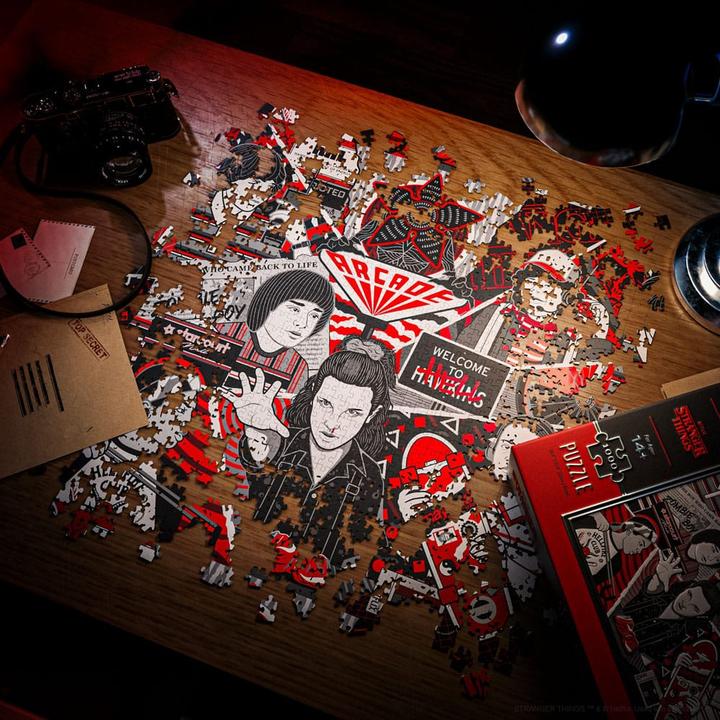 Produktbild Theory11 Stranger Things Multi-Dimensionales Puzzle (1000 Teile) (1000 Teile)