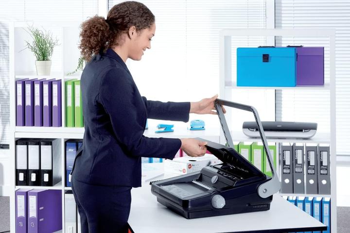 Produktbild GBC Plastikbindegerät CombBind C340 (Plastikkammbindung)