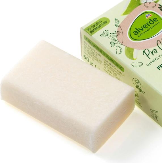 Actual product image dm alverde Solid Shampoo Pro Climate Green Apple (Solid shampoo)