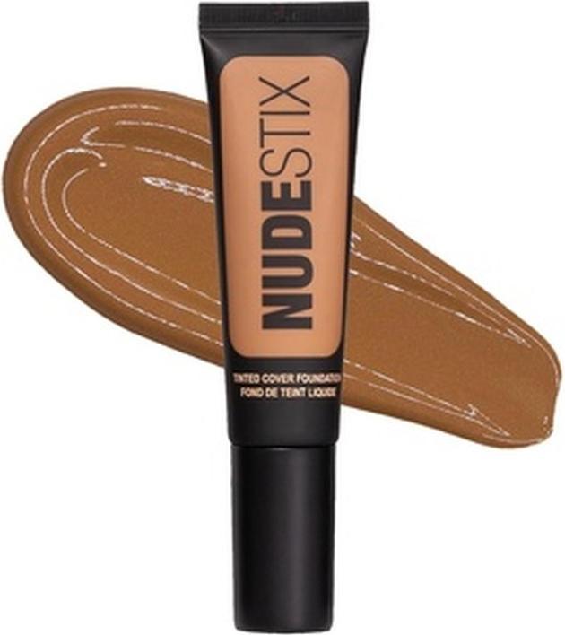 Nude 8