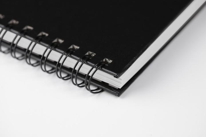 Actual product image Clairefontaine Goldline Sketchbook (A5, Plain, Hardcover)