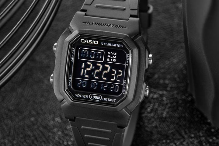 Actual product image Casio Retro Vintage - W-800H-1B (Digital watch, 37 mm)