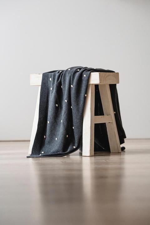 Immagine prodotto Kaiser Baby Coperta per bambini Nodi grigio scuro/nodo naturale 80 x 100 cm (80 x 100 cm)