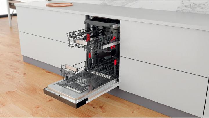 Actual product image Whirlpool WSBO 3O23 PF X