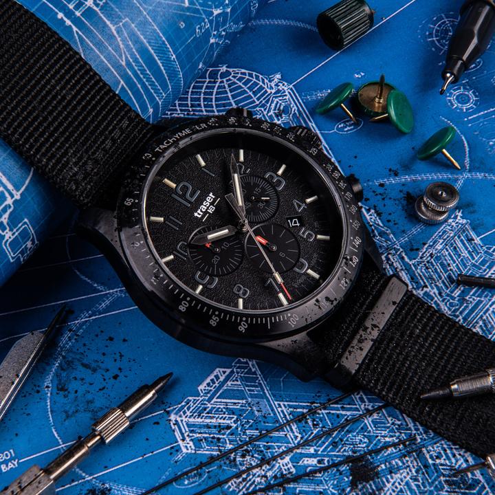 Actual product image Traser P67 Officer Pro Chrono (Chronograph, 46 mm)