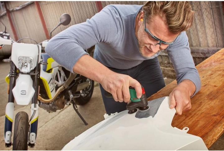 Produktbild Bosch Home & Garden EasyCurvSander 12 (Exzenterschleifer, 902297 W)