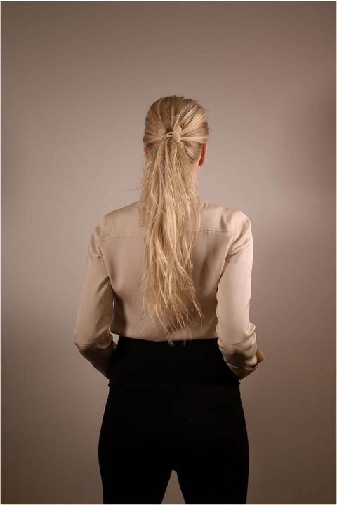 Immagine prodotto Corinne Mondo - Cravatta per capelli Pom Pom "Ibiza" Crema (Elastico per capelli)