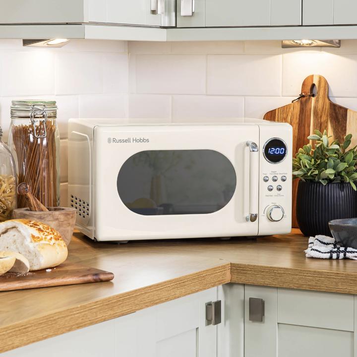 Actual product image Russell Hobbs RHM2044C – Retro Solo Digitale Mikrowelle, 20 L, Creme (20 l)