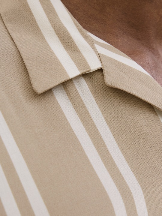 Immagine prodotto Jack & Jones Jjejeff Stripe Resort Shirt Ss Sn (M)
