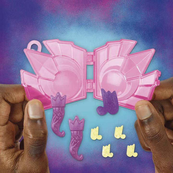 Actual product image My Little Pony Discover Your Pony Sparkle Beauty Spot Magic Pipp Petals, 7.5cm Hoof to