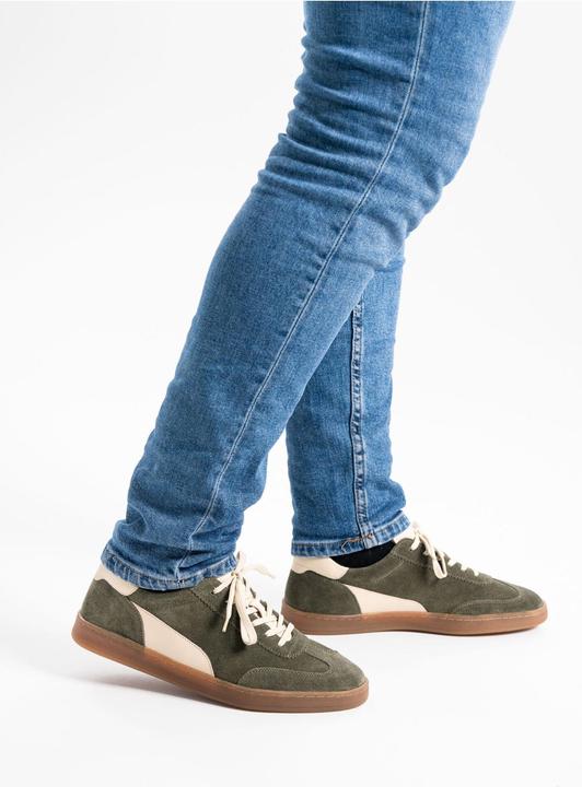 Actual product image Ara Sneaker (42)