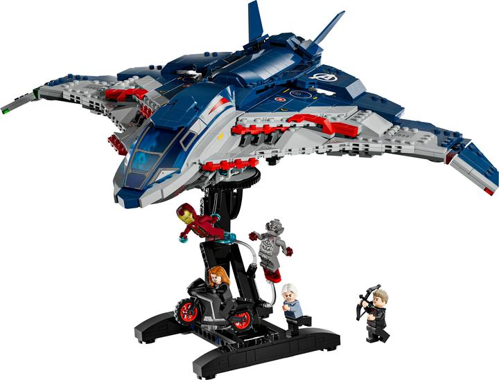 Actual product image LEGO Avengers: Age of Ultron Quinjet (76325, LEGO Marvel)