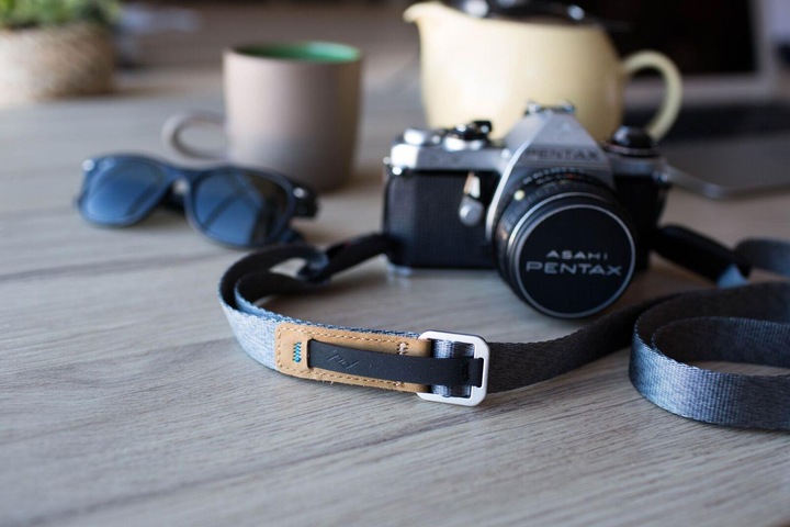 Actual product image Peak Design Leash (Neck belt)