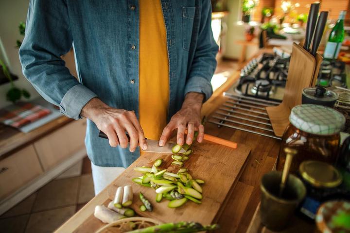 Produktbild Fiskars Functional Form Kleines Kochmesser (12 cm)