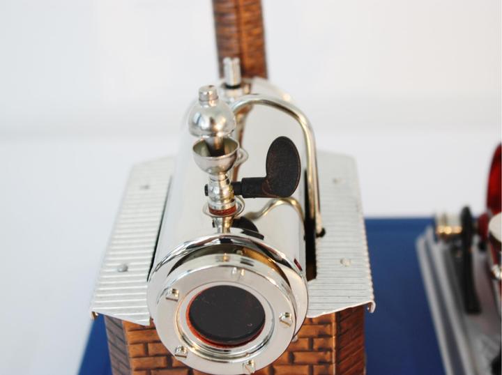 Produktbild Wilesco D9 Bausatz: Dampfmaschine