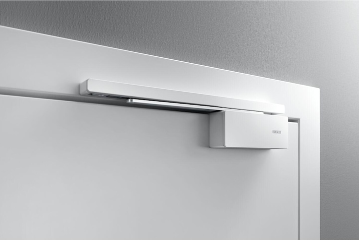 Geze Türdämpfung ActiveStop aufliegend (Zimmertür, Eingangstür, Holztür, Balkontür, Indoor)