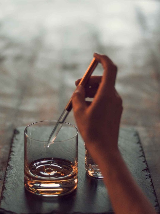 Produktbild Eisch Whisky Pipette weiss