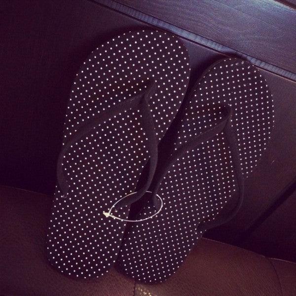 Actual product image Hermex Women Sexy Flip Flop Sandals Sandals Flipflop Black Dotted White / Size 37 (37)