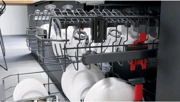 Actual product image Bauknecht Construction business BBC 3T333