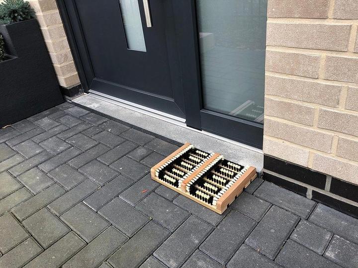 Actual product image Edco Shoe scraper