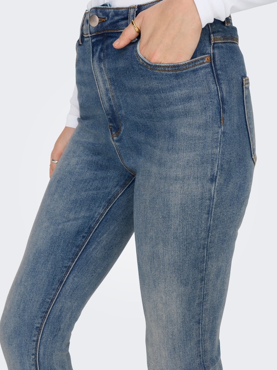 Actual product image Only ONLMila High Waist Flared Jeans (W26/L32)