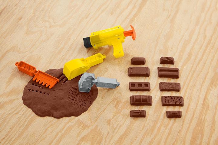 Actual product image Fisher-Price Bob the Builder building sand bucket