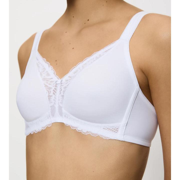 Actual product image Triumph Modern Lace + Cotton N Bra without underwire (Single pack, 95 A)