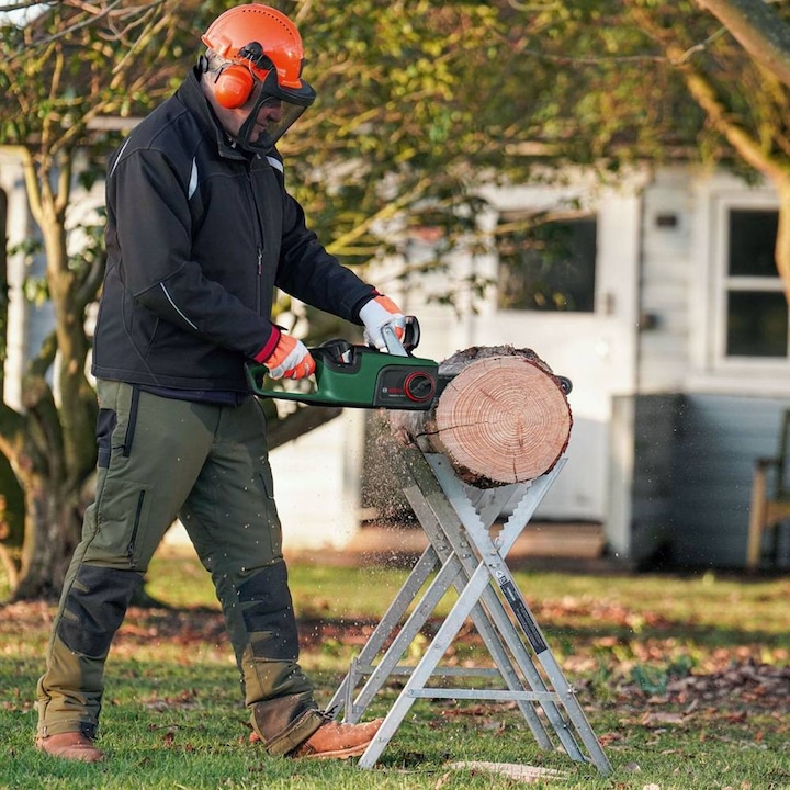 Image du produit Bosch Home & Garden AdvancedChain 36V-35-40 (Tronçonneuse à batterie)