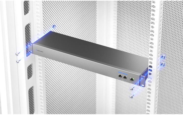 Actual product image Ubiquiti 10 GbE WAN Switch linking two (4 ports)