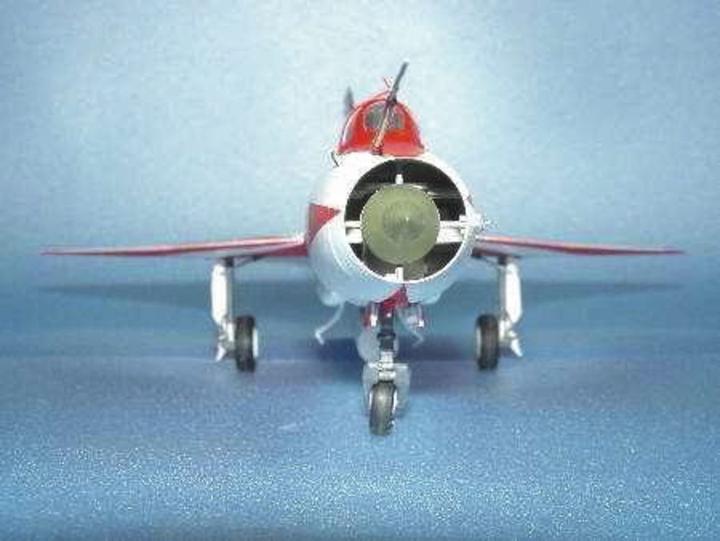 Immagine prodotto Trumpeter Chengdu F-7 EB