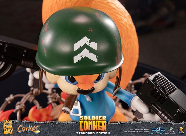 Actual product image First 4 Figures ST Conker's Bad Fur Day : Soldier Conker 33cm