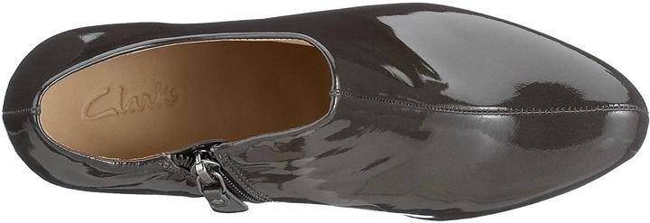 Actual product image Clarks Lion Cub (38.5)
